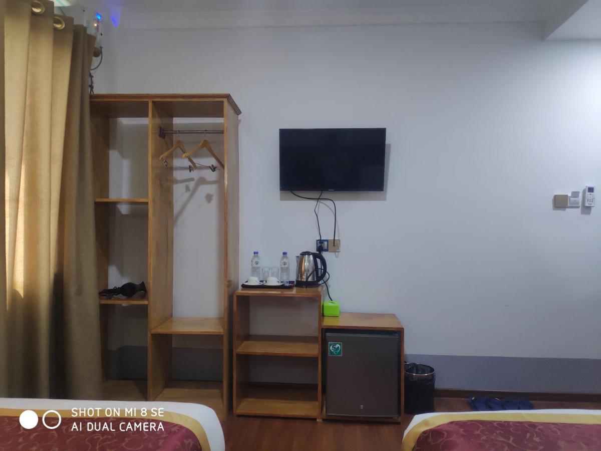 Mandalar May One Hotel Мандалай Экстерьер фото